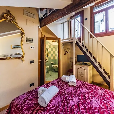 Casa de hóspedes Ca' Leon D'oro 3*