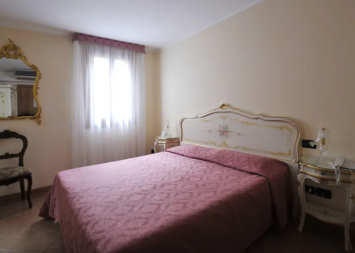 Ca' Leon D'oro Pensionat 3*