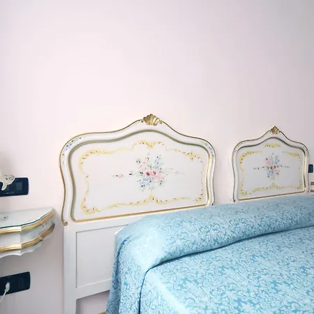 Ca' Leon D'oro Guest house