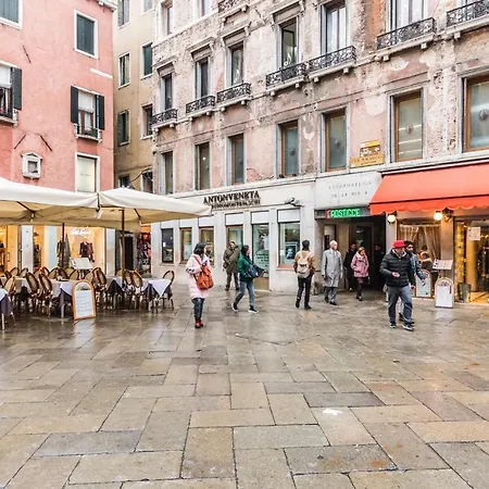 Ca' Leon D'oro Venedik