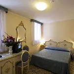 Ca' Leon D'oro Гостевой дом Венеция